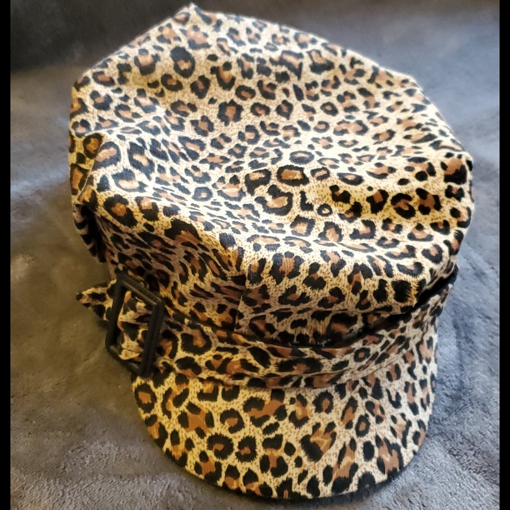 buckle cap